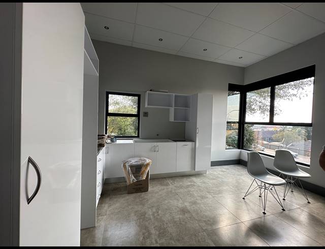 169M² OFFICE TO LET IN CENTURION CENTRAL